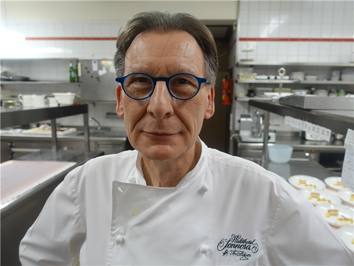 head chef Helmut Thieltges in 2017. RIP.